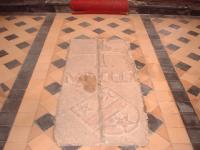t_church_gravestone.jpg 6.2K